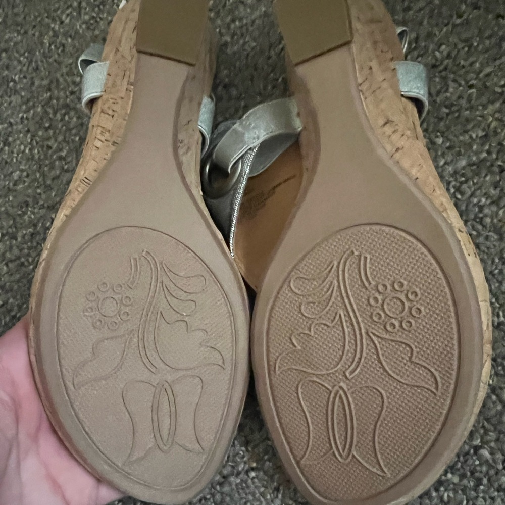 Women’s sandals - Picture 3 of 4